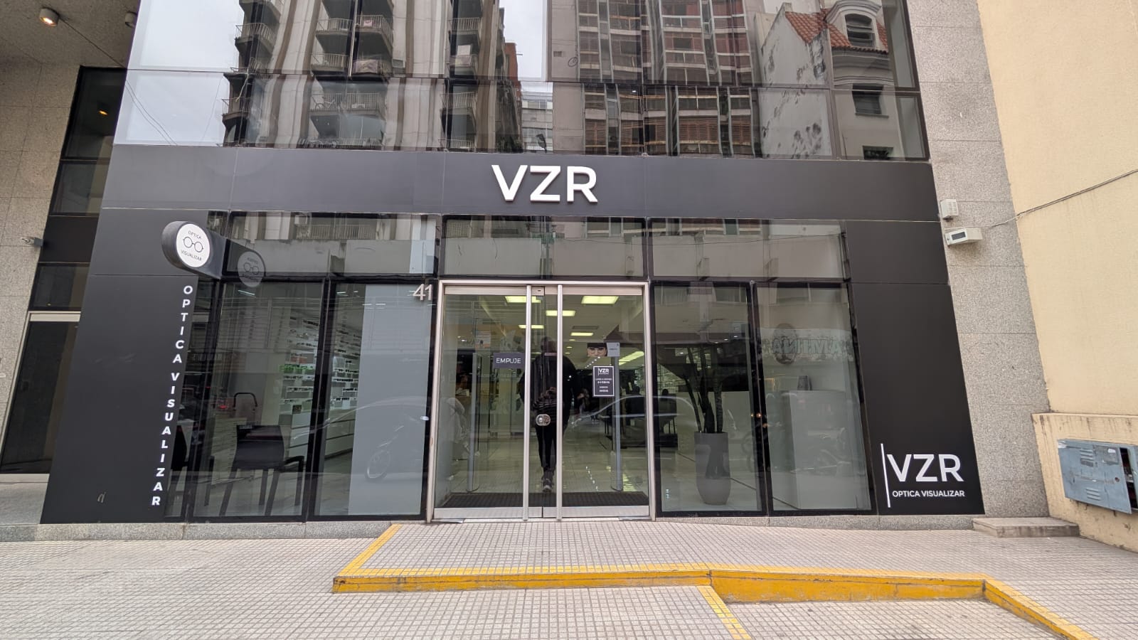 Sucursal Centro de Visualizar Óptica en Córdoba